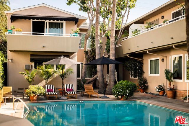 1330 N Crescent Heights Boulevard 2, West Hollywood, CA 90046