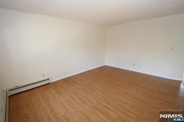 380 Lincoln Avenue, Hawthorne, NJ 07506