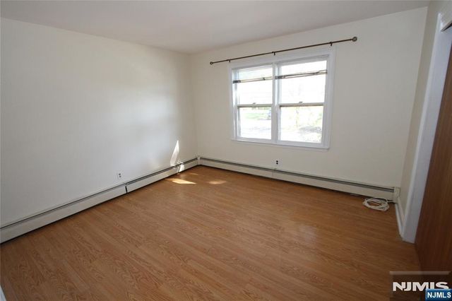 380 Lincoln Avenue, Hawthorne, NJ 07506