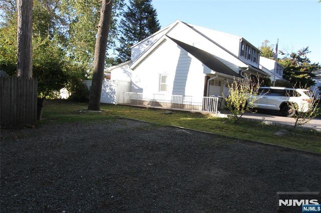 380 Lincoln Avenue, Hawthorne, NJ 07506