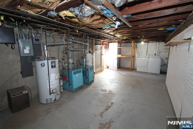 380 Lincoln Avenue, Hawthorne, NJ 07506