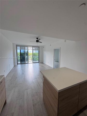 16385 Biscayne Boulevard 305, North Miami Beach, FL 33160