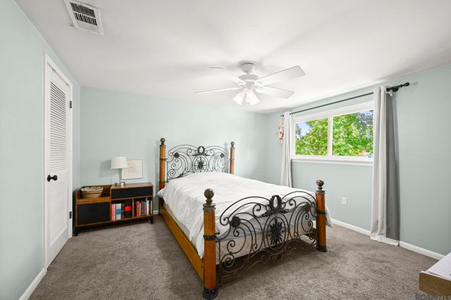1085 Braeburn Dr, Baton Rouge, LA 70815