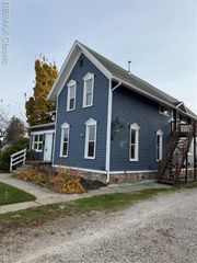 113-2 Liberty, South Lyon, MI 48187