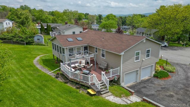 11 Alden Court, Fishkill, NY 12524