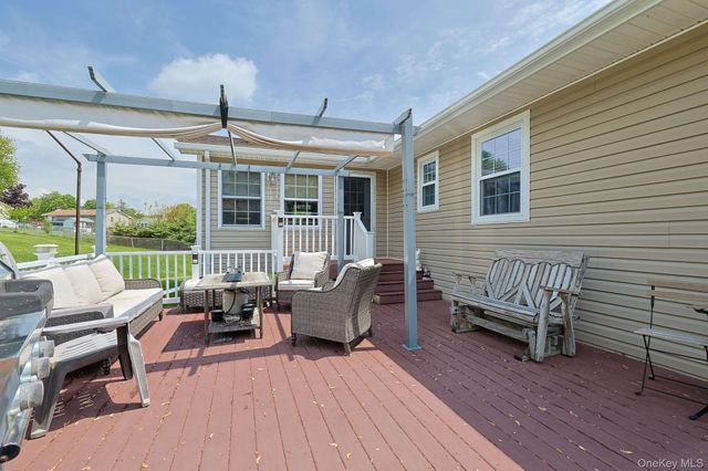 11 Alden Court, Fishkill, NY 12524