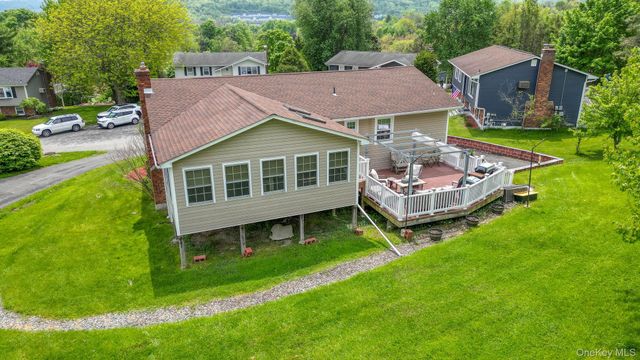 11 Alden Court, Fishkill, NY 12524