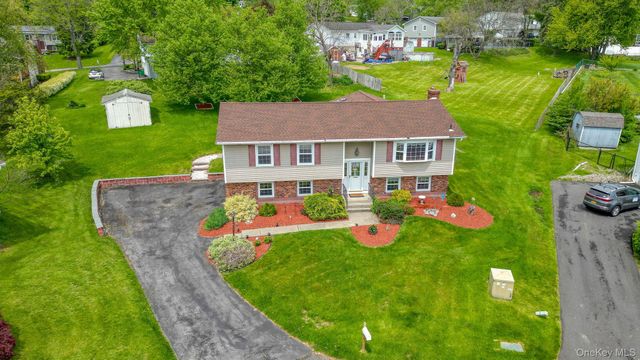 11 Alden Court, Fishkill, NY 12524