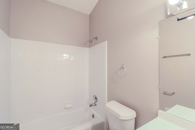 2112 Golfview Drive SE, Conyers, GA 30013