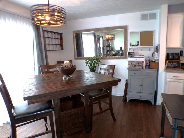 14 Flower Dale Drive, Greece, NY 14626