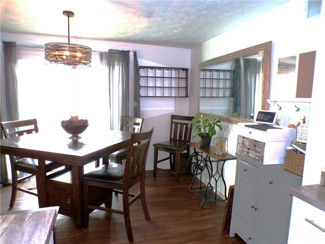 14 Flower Dale Drive, Greece, NY 14626