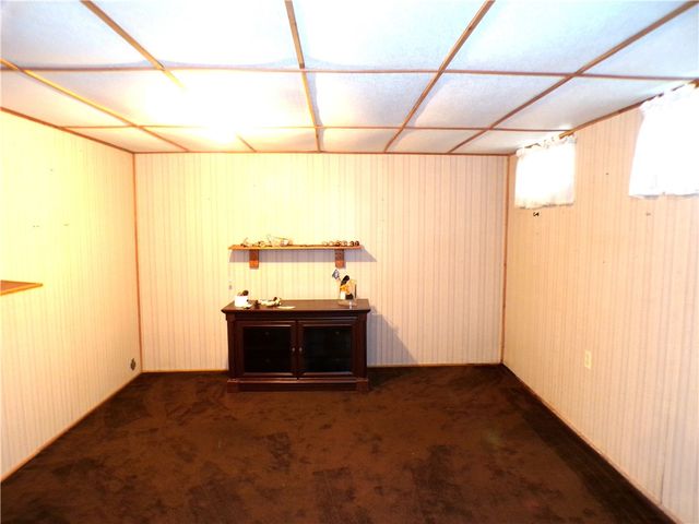 14 Flower Dale Drive, Greece, NY 14626