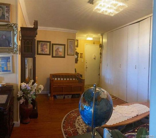 61-20 Grand Central Parkway C 705, Forest Hills, NY 11375