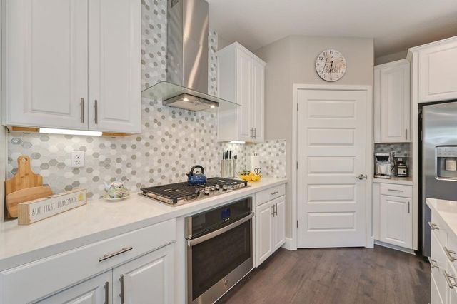 7024 Starburst Ln, Roseville, CA 95747