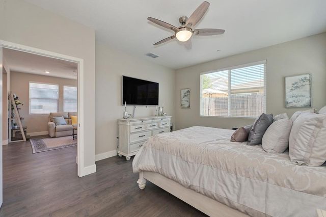 7024 Starburst Ln, Roseville, CA 95747