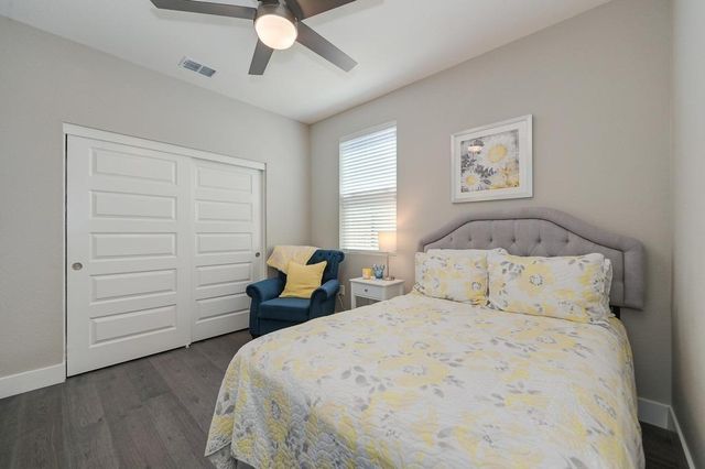 7024 Starburst Ln, Roseville, CA 95747