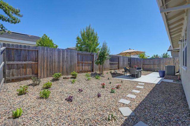 7024 Starburst Ln, Roseville, CA 95747