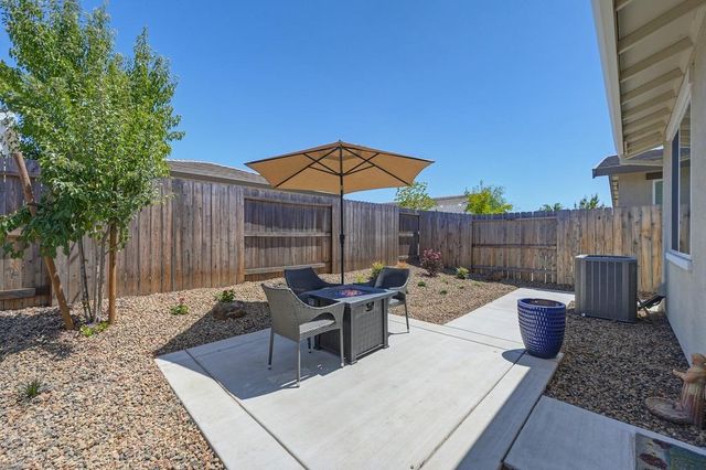 7024 Starburst Ln, Roseville, CA 95747