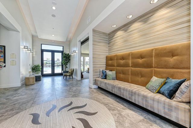 7024 Starburst Ln, Roseville, CA 95747