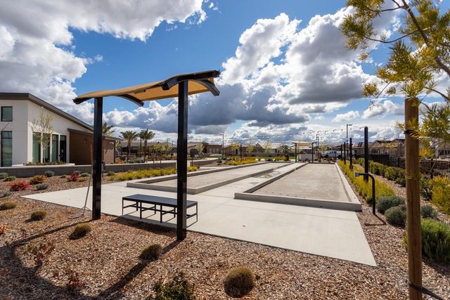 7024 Starburst Ln, Roseville, CA 95747