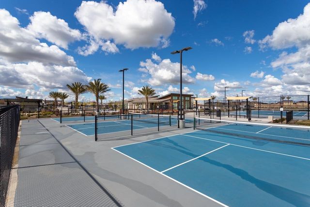 7024 Starburst Ln, Roseville, CA 95747