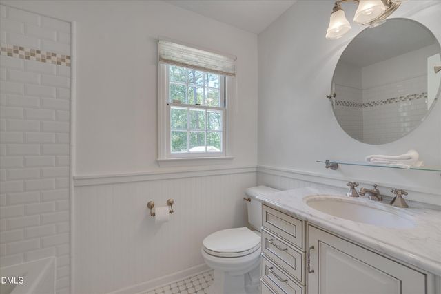 410 Colony Woods Drive, Chapel Hill, NC 27517