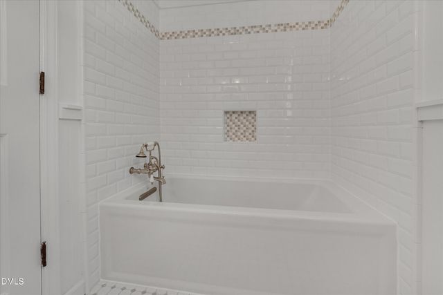 410 Colony Woods Drive, Chapel Hill, NC 27517