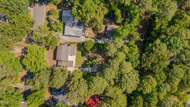 410 Colony Woods Drive, Chapel Hill, NC 27517