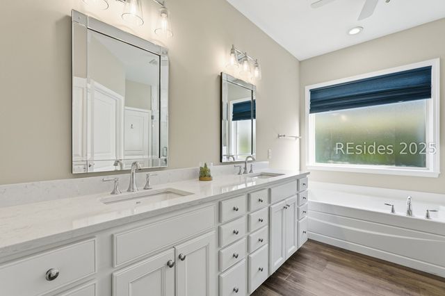 25 Rolling River Dr, Bluffton, SC 29910