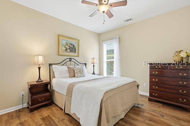 25 Rolling River Dr, Bluffton, SC 29910