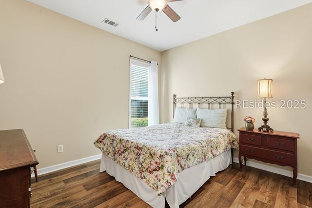 25 Rolling River Dr, Bluffton, SC 29910