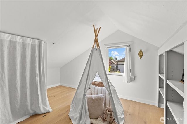 4010 NE 95th Street, Seattle, WA 98115