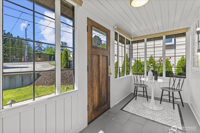 4010 NE 95th Street, Seattle, WA 98115