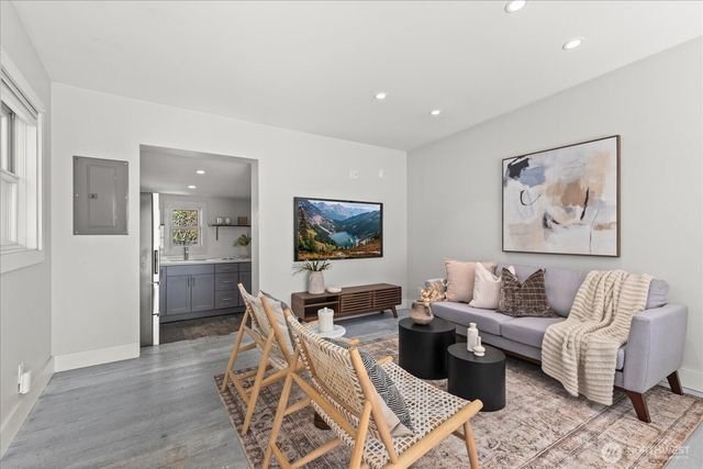 4010 NE 95th Street, Seattle, WA 98115