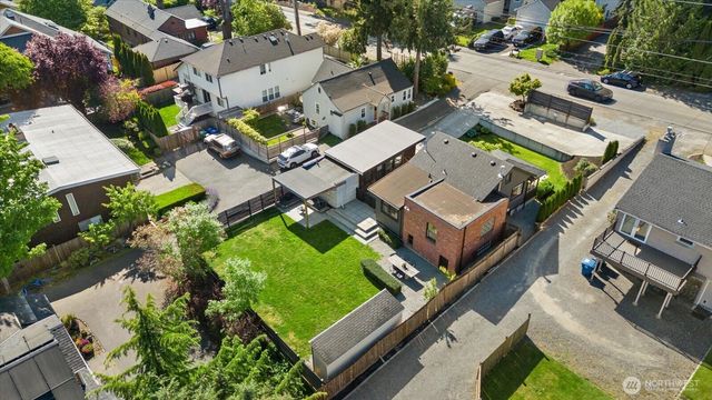 4010 NE 95th Street, Seattle, WA 98115