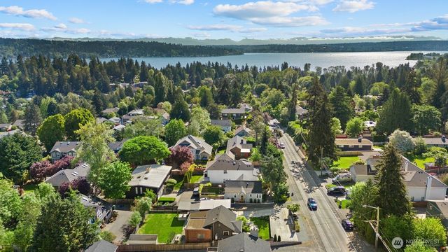 4010 NE 95th Street, Seattle, WA 98115