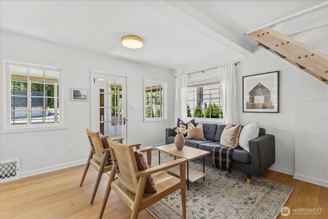 4010 NE 95th Street, Seattle, WA 98115
