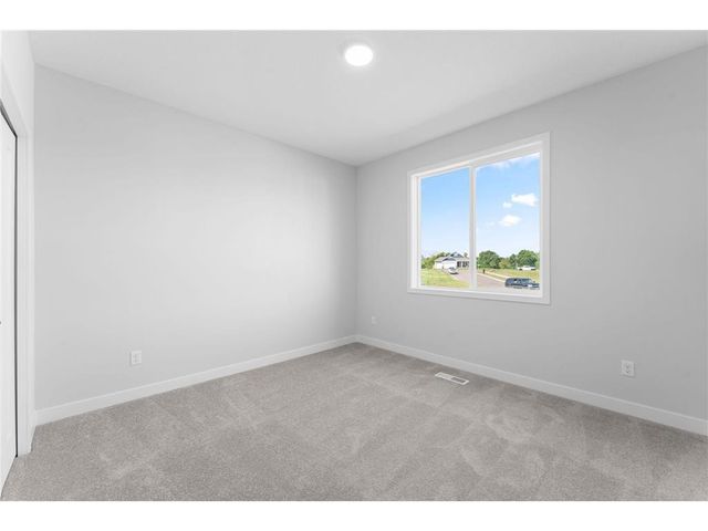 1566 Applegate Road, New Richmond, WI 54017