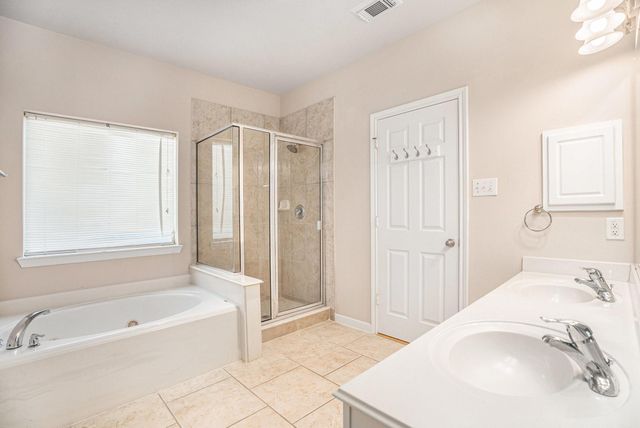2517 Flycatcher Cove Drive, League City, TX 77573