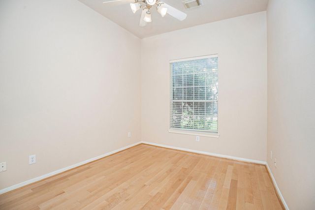 2517 Flycatcher Cove Drive, League City, TX 77573