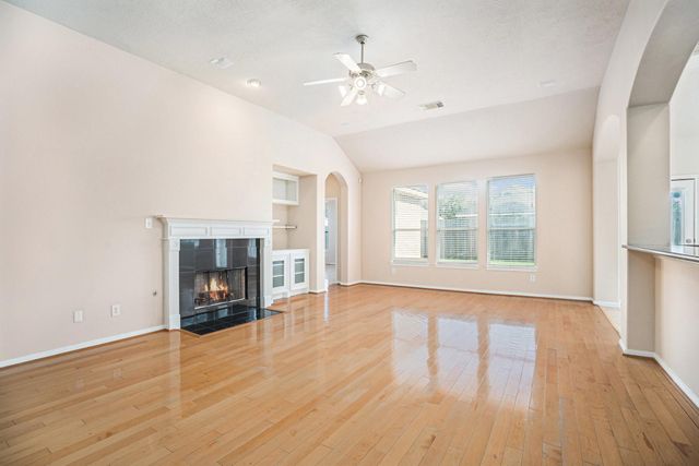 2517 Flycatcher Cove Drive, League City, TX 77573