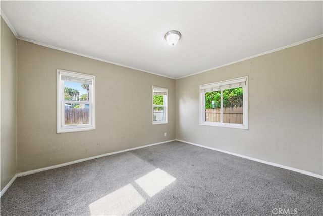 2115 S Redondo Boulevard, Los Angeles, CA 90016