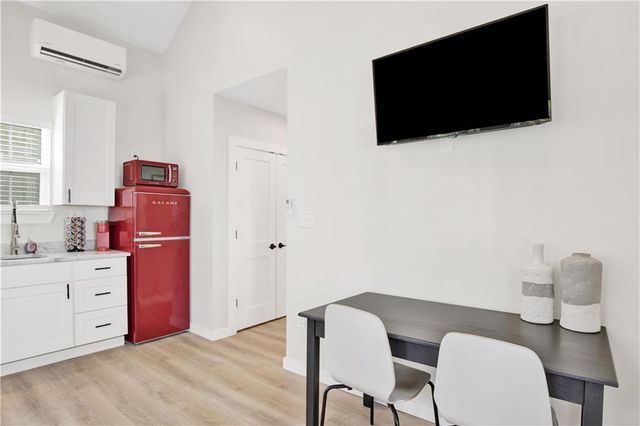 553 Congress Street, Mobile, AL 36603