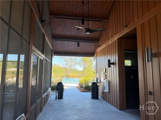 247 Crosstown Avenue, Richmond Hill, GA 31324