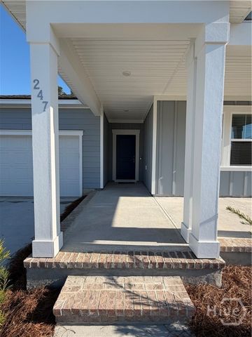 247 Crosstown Avenue, Richmond Hill, GA 31324