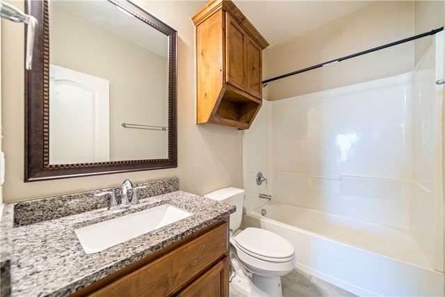 103 Foxtail Palm Dr, Portland, TX 78374