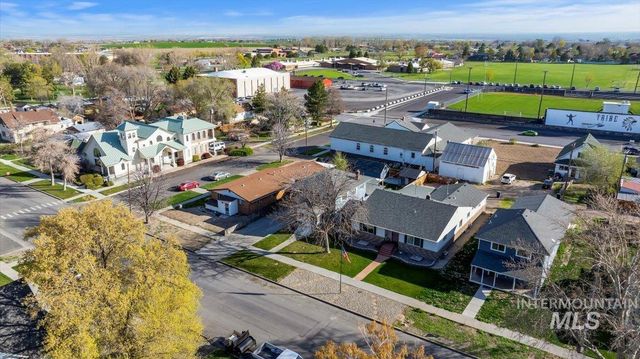 124 8th Avenue North, Buhl, ID 83316