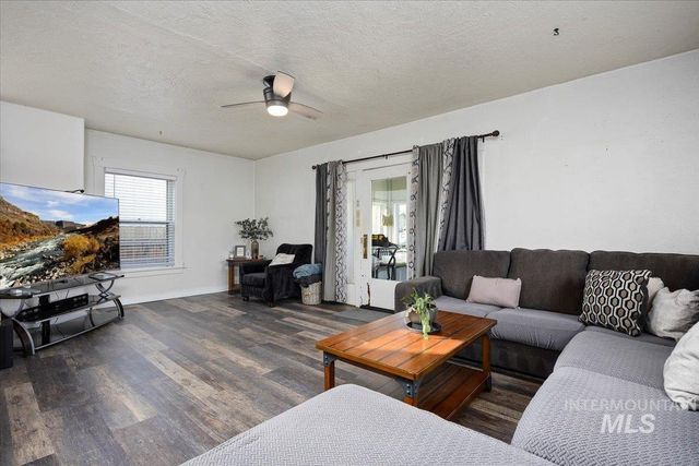 124 8th Avenue North, Buhl, ID 83316