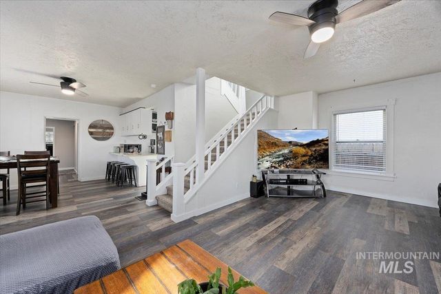 124 8th Avenue North, Buhl, ID 83316