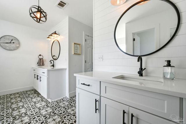 5562 Ponte Verde Ct, Pensacola, FL 32507